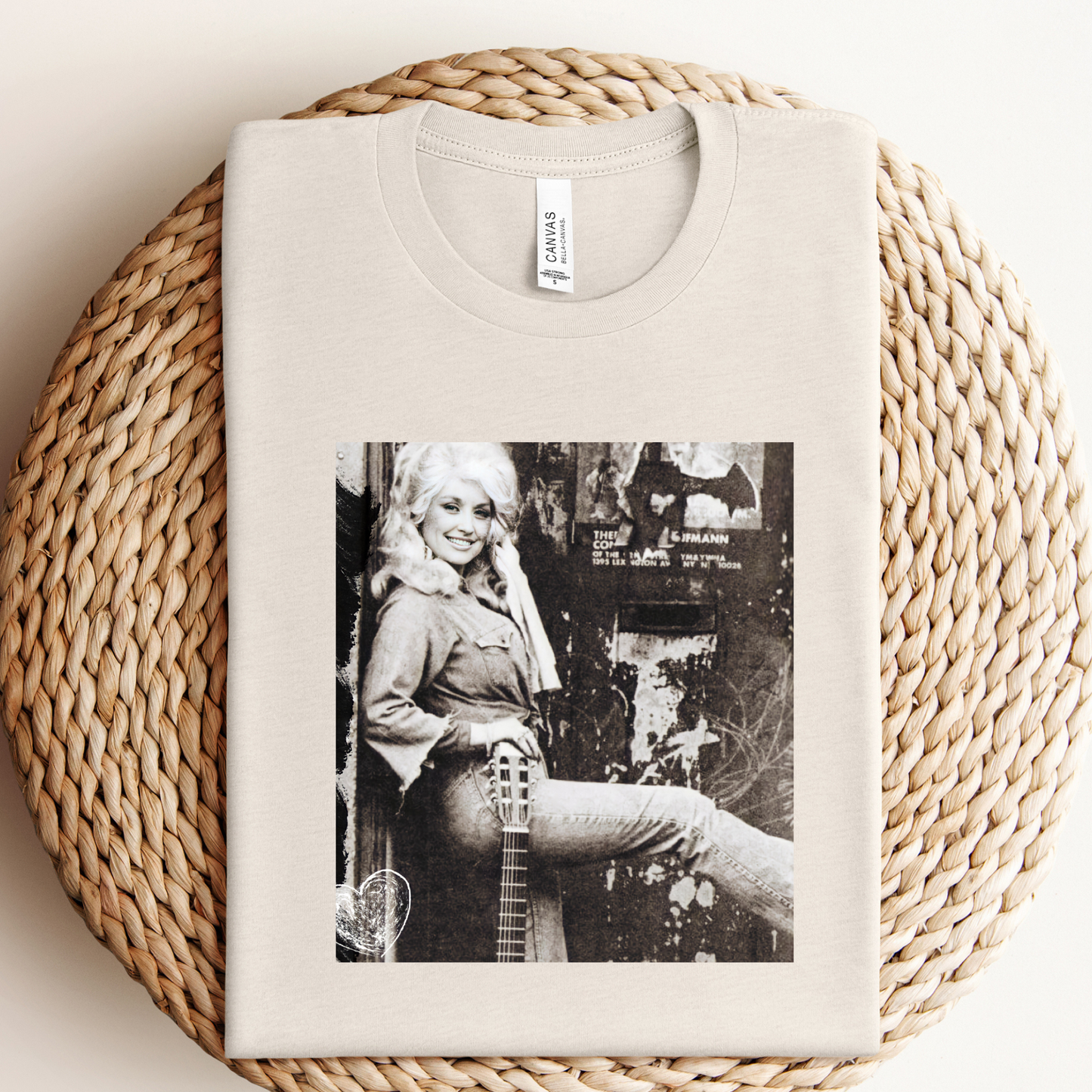 Miss Dolly Graphic Tee: White / S