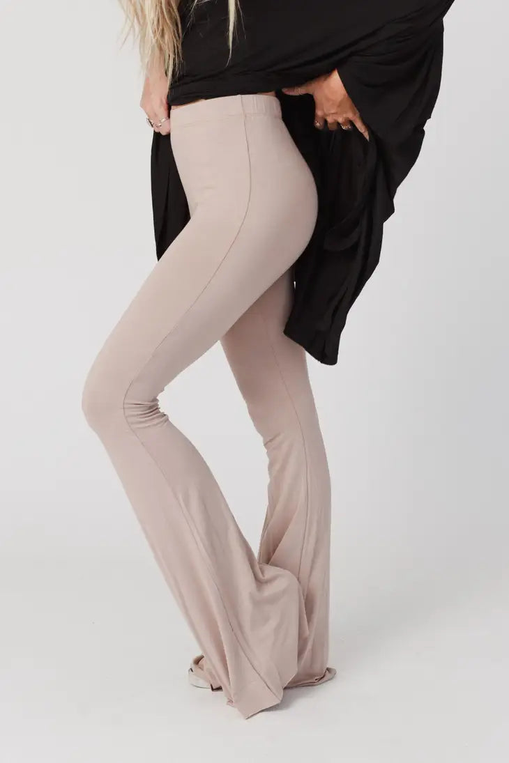 Three Bird Nest - Cher Solid Raw Edge Flare Pant - Mocha