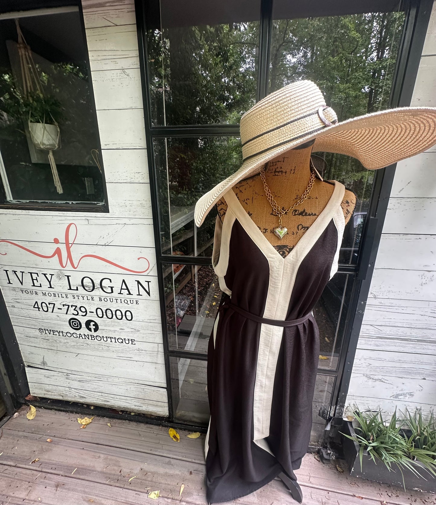 Derby Natural w/ Black Trim Hat